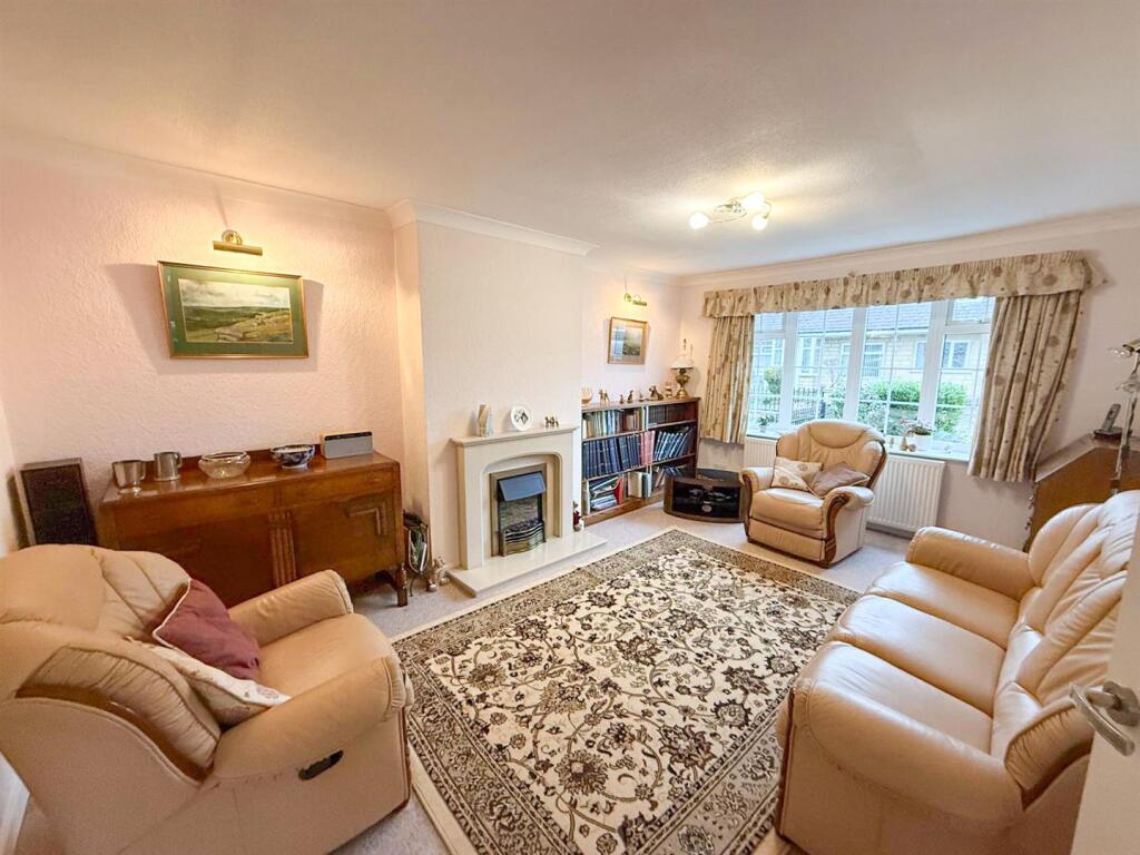 Additional image 2 of Aire Crescent, Cross Hills