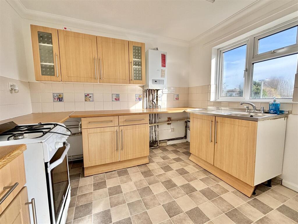 Additional image 3 of Littlemead Close, Creekmoor