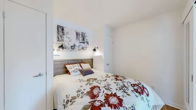 Additional image 12 of 208 Queens Quay Unit 1813