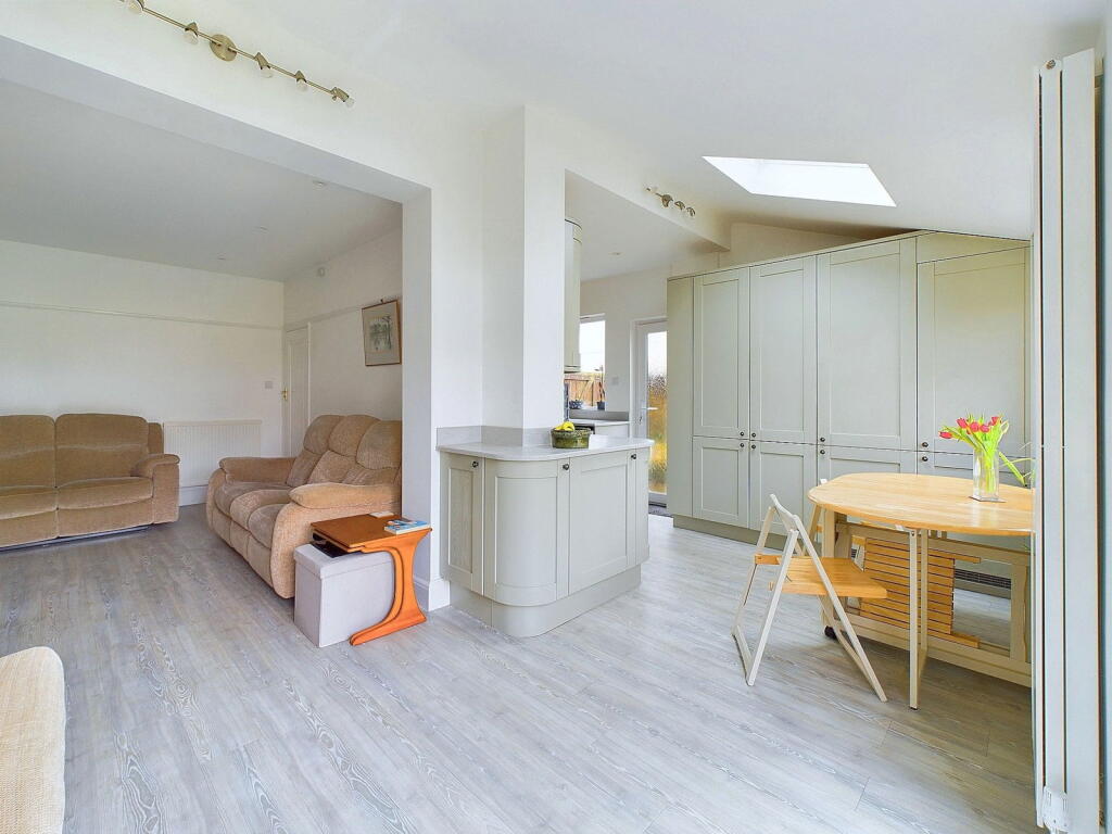 Additional image 7 of Broomfield Avenue, Worthing BN14 7RZ