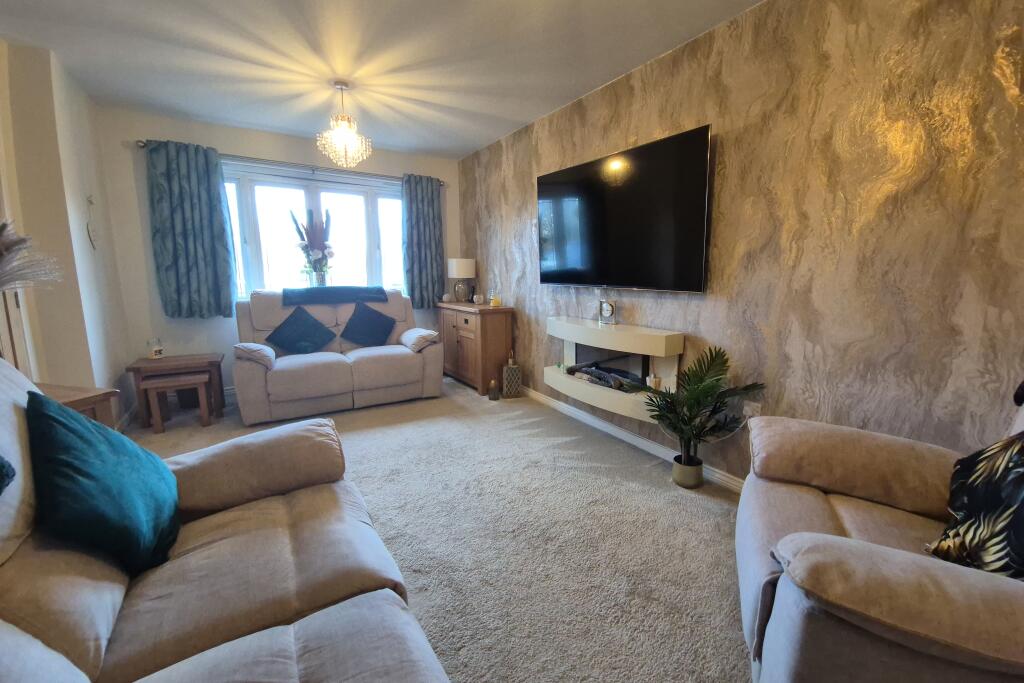 Additional image 3 of Uncle Bens Close, Oldbury, B69