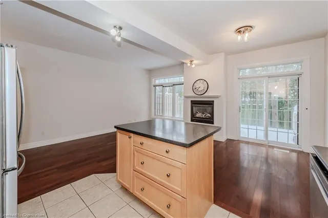 Additional image 22 of 76 Woolwich St Unit 7