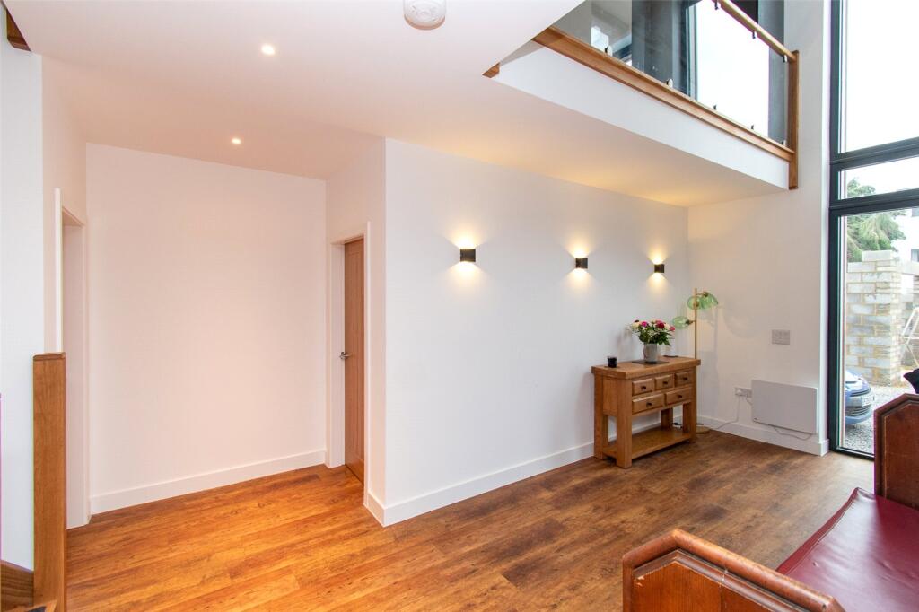 Additional image 24 of Park Street Lane, Park Street, St. Albans, Hertfordshire, AL2