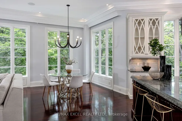 Additional image 7 of 36 Old Yonge St