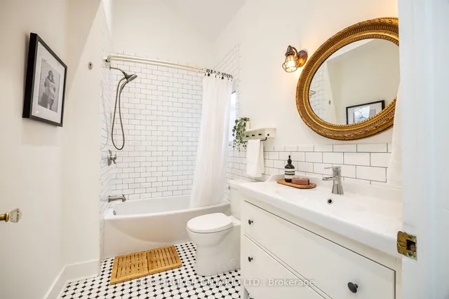 Additional image 14 of 6 Vancouver Ave