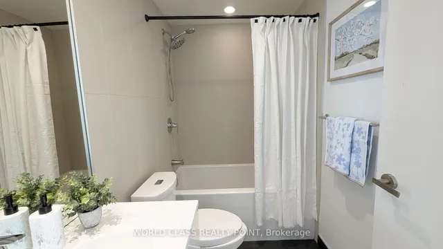 Additional image 15 of 15 Grenville St Unit 4302