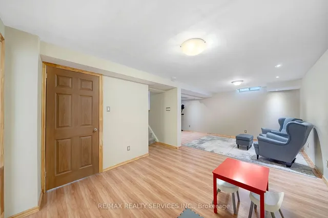 Additional image 9 of 94 Courtleigh Sq