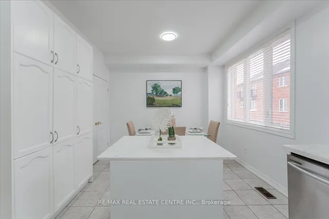 Additional image 23 of 7 Shiff Cres