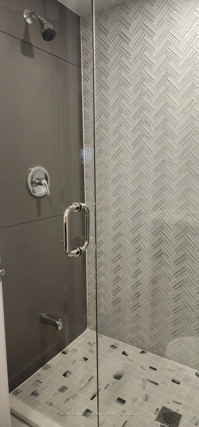 Additional image 20 of 66 Claywood Rd