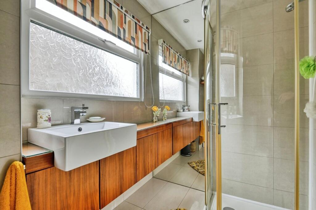 Additional image 15 of Whiting, Tamworth