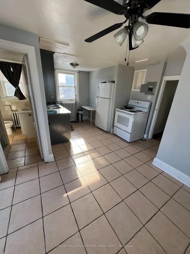 Additional image 5 of 225 Rosemount Ave