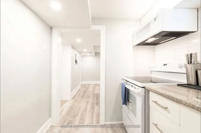 Additional image 27 of 55 Raeburn Ave