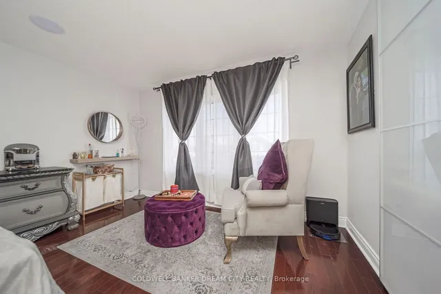Additional image 32 of 60 Capistro St