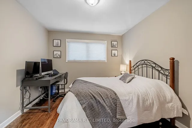 Additional image 21 of 11 Park Manor Dr