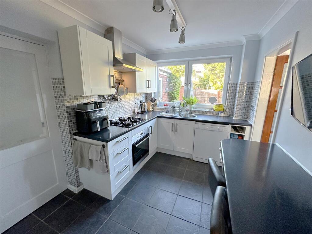 Additional image 4 of The Leys, Bidford-On-Avon, Alcester