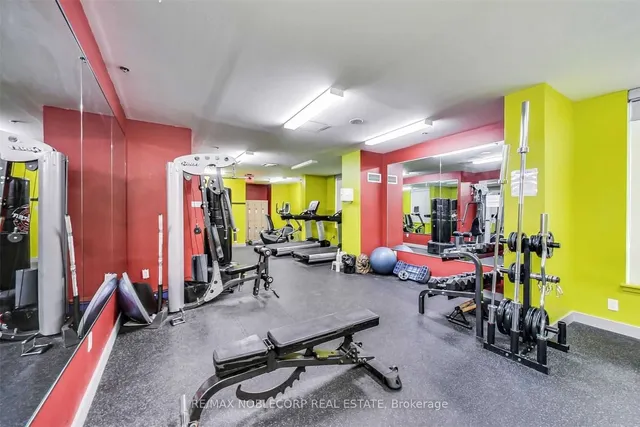 Additional image 34 of 812 Lansdowne Ave Unit 113