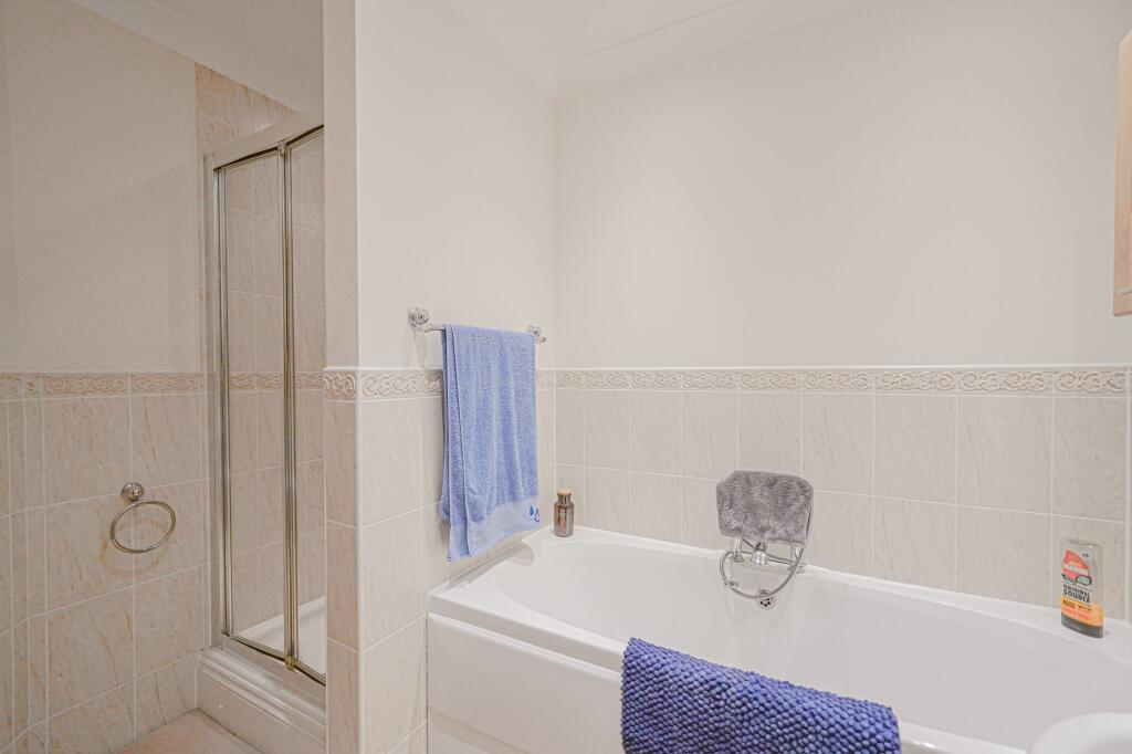 Additional image 12 of Avenue Road, Dorridge, B93