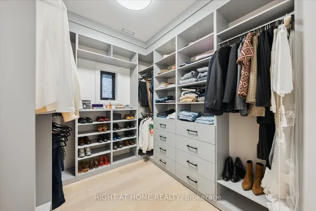 Additional image 22 of 4 Old Park Rd