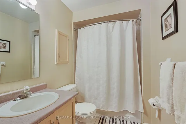 Additional image 30 of 50 Markham Rd Unit 15