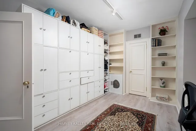 Additional image 27 of 17 Robinwood Ave