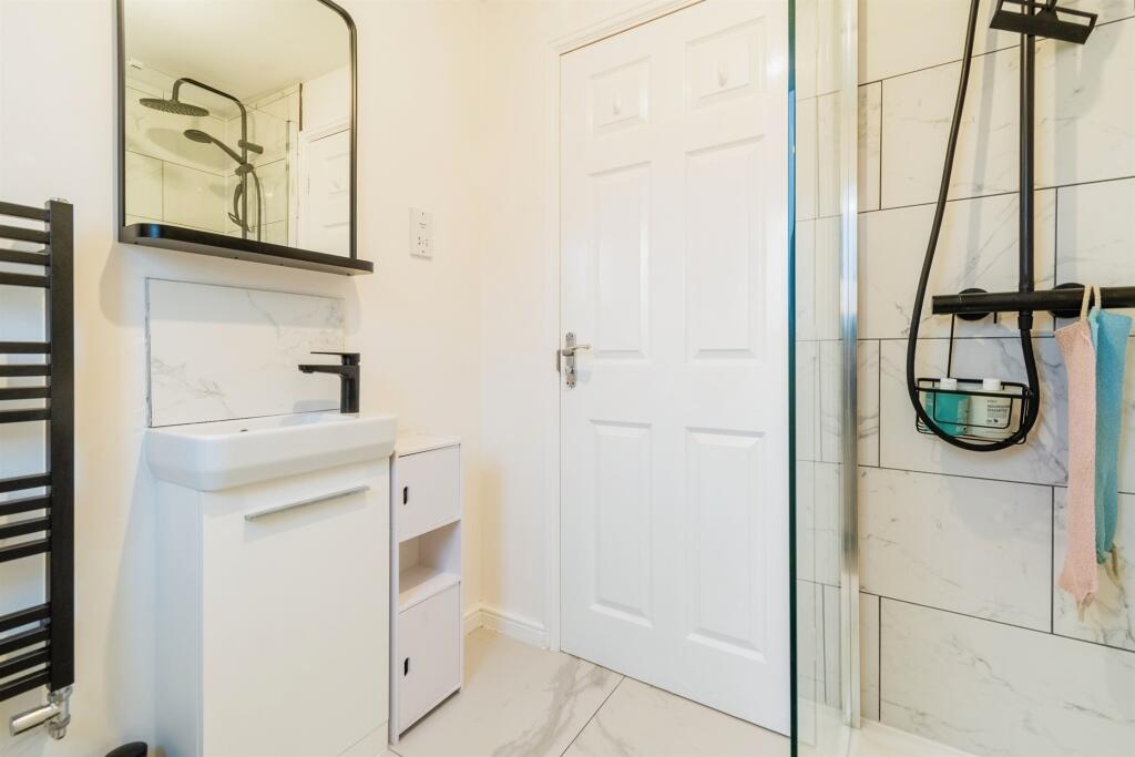 Additional image 12 of Turner Grove, Bradford