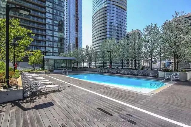 Additional image 32 of 65 Bremner Blvd Unit 2111