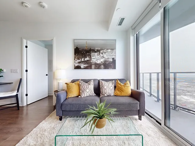 Additional image 16 of 36 Zorra St Unit 2801