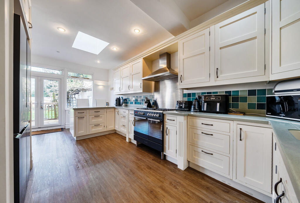 Additional image 10 of Hillview Road, Orpington, Bromley, BR6