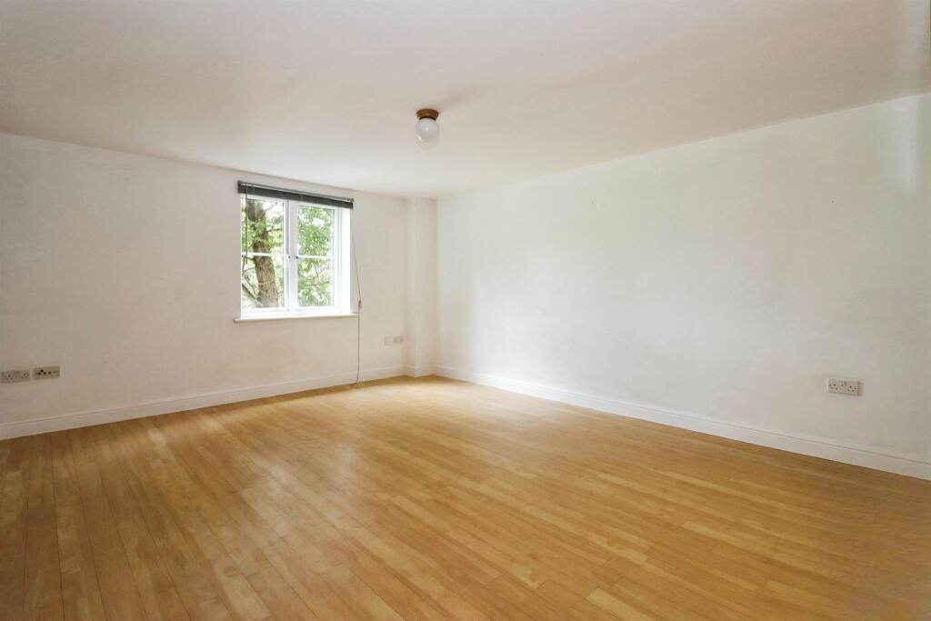 Additional image 7 of Grimsbury Road, Bristol