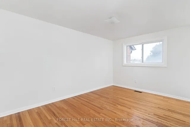 Additional image 26 of 8 Balmoral Dr