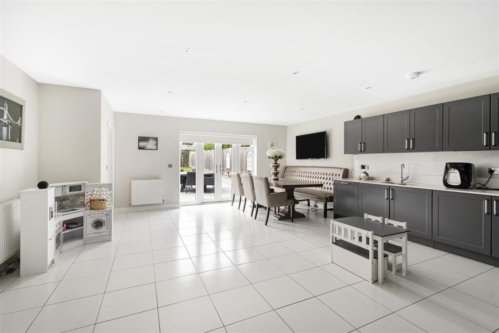 Additional image 5 of Bluebell Drive, Rickling Green, Saffron Walden