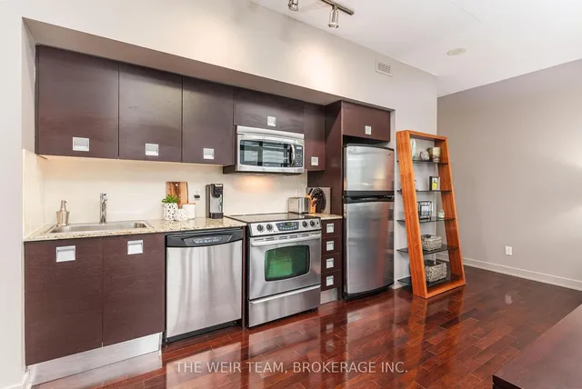 Additional image 7 of 33 Charles St Unit 1411