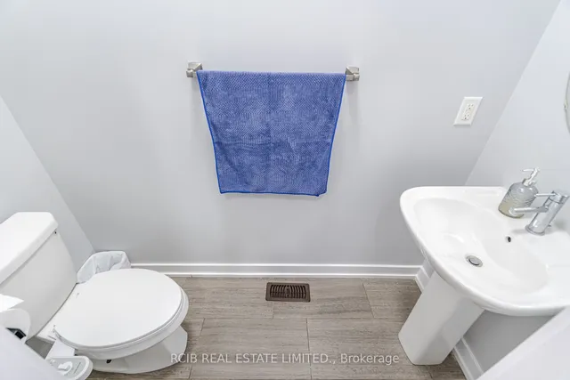 Additional image 25 of 2 Villadowns Tr