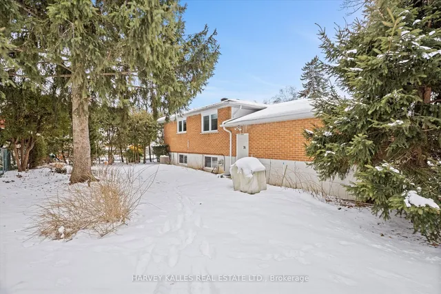 Additional image 27 of 74 Rainier Sq