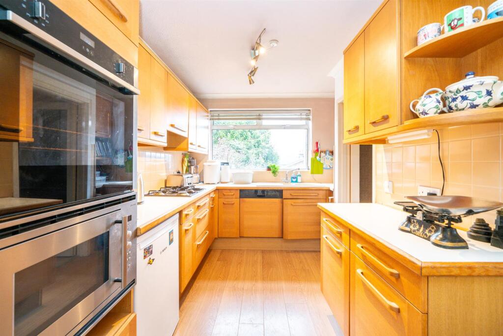 Additional image 8 of Langley Crescent, St. Albans