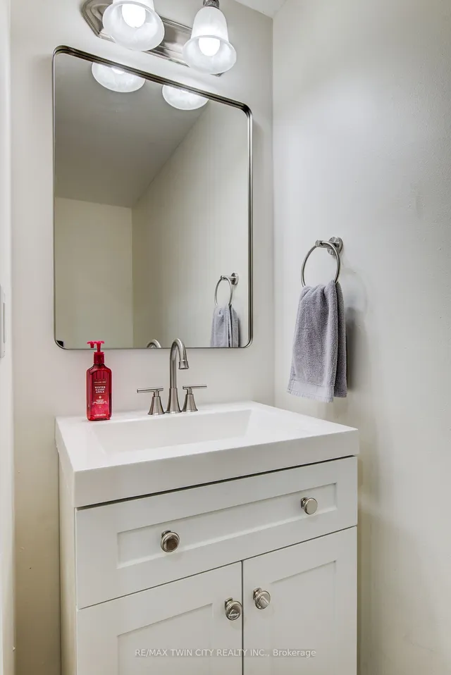 Additional image 12 of 599 Speyer Circ