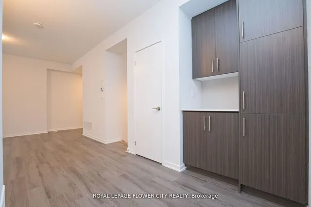 Additional image 8 of 225 Birmingham St Unit 160