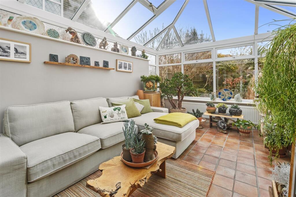 Additional image 19 of Coopers Hill, Eastbourne