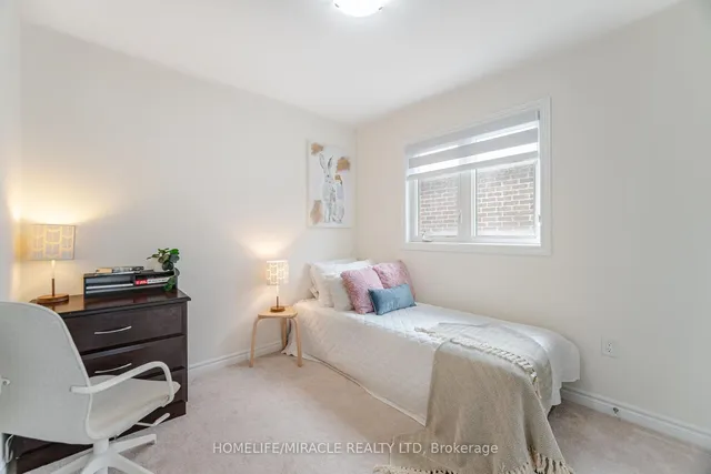 Additional image 31 of 90 Folgate Cres