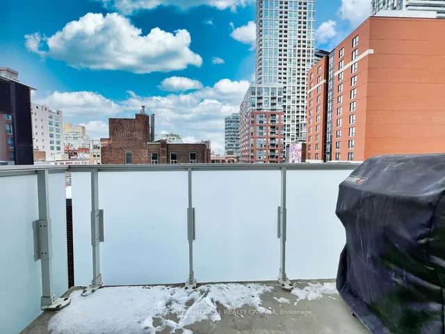 Additional image 16 of 11 Charlotte St Unit 606
