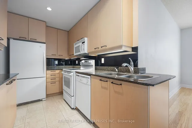 Additional image 5 of 88 Palace Pier Crt Unit 608