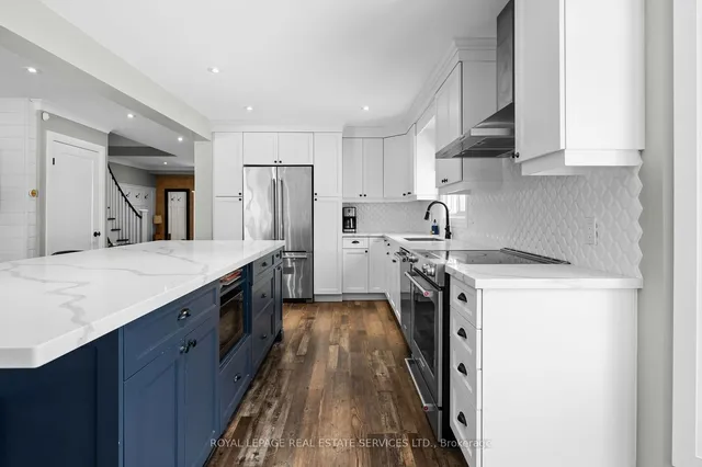 Additional image 10 of 3125 Pinemeadow Dr Unit #9