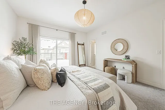 Additional image 32 of 525 Dundas St