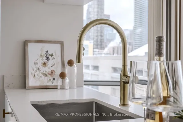 Additional image 20 of 3 Navy Wharf Crt Unit 1708