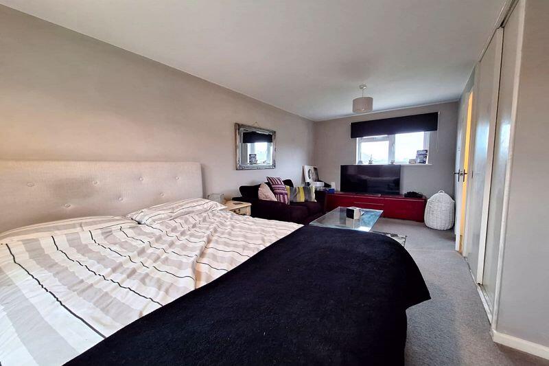 Additional image 12 of Locking Camp - NO CHAIN