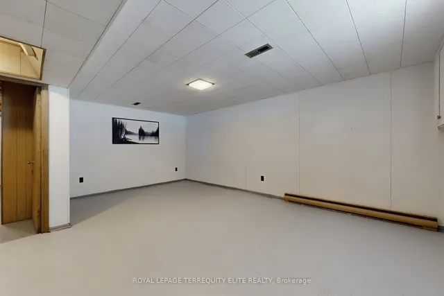 Additional image 36 of 207 Blake Ave