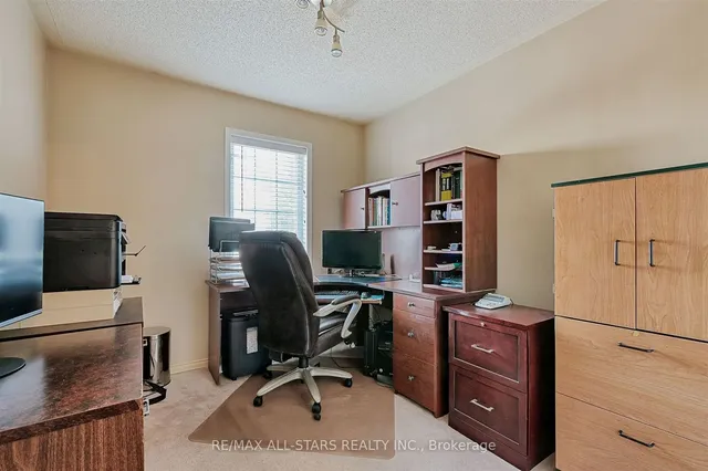 Additional image 27 of 50 Markham Rd Unit 15