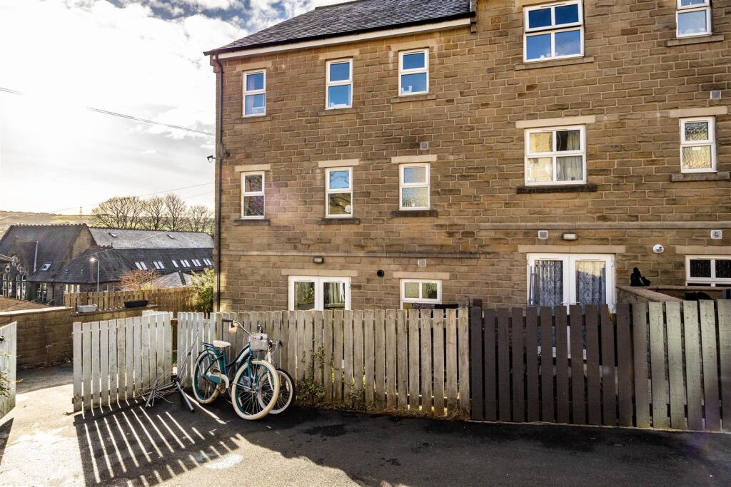 Additional image 25 of James Street, Thornton