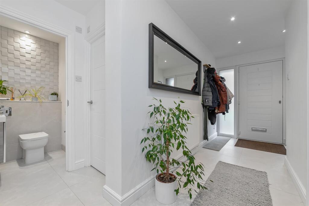 Additional image 6 of Toulmin Drive, St. Albans