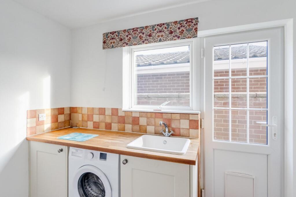 Additional image 7 of Substantial bungalow with views over Claverham's countryside